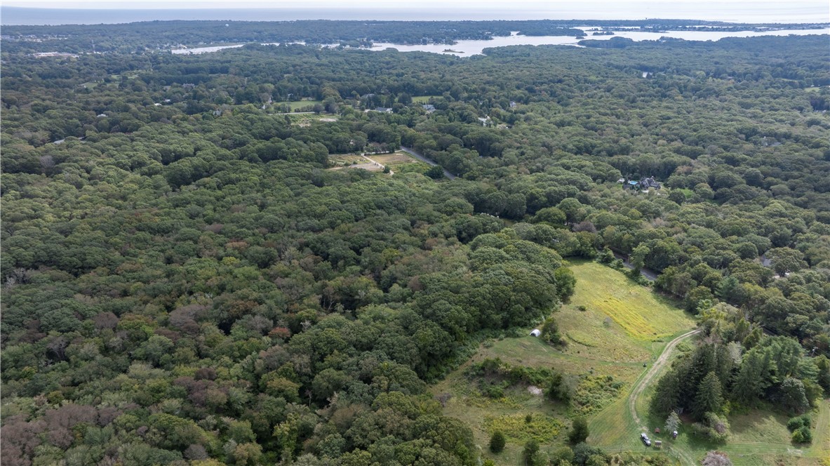 47 Tuckertown Road South Kingstown, RI 02879 - Photo 12 of 21