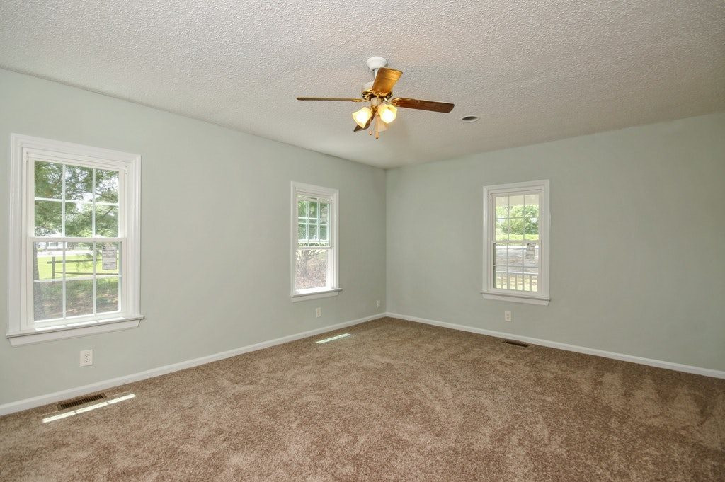 2959 Federal Road Benson, NC 27504 - Photo 8 of 20 Photo 8