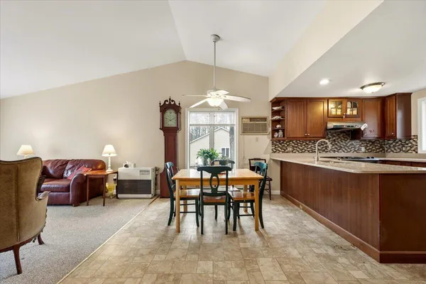 $289,900 | 9 Settlers Court, Unit 9, Windham, ME 04062