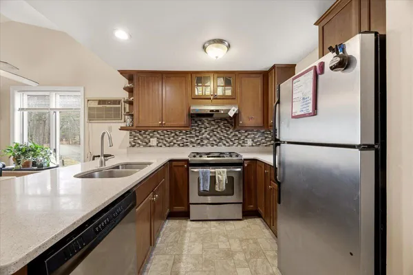 $289,900 | 9 Settlers Court, Unit 9, Windham, ME 04062