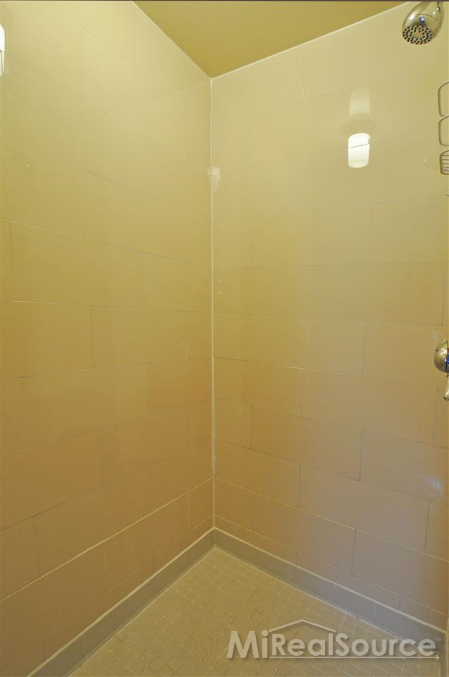 782 Westchester Road Grosse Pointe Park, MI 48230 - Photo 31 of 40