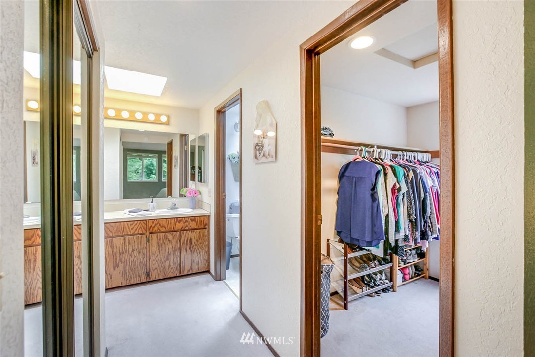 16821 163rd Place Southeast Renton, WA 98058 - Photo 11 of 24 Gallery Image 11