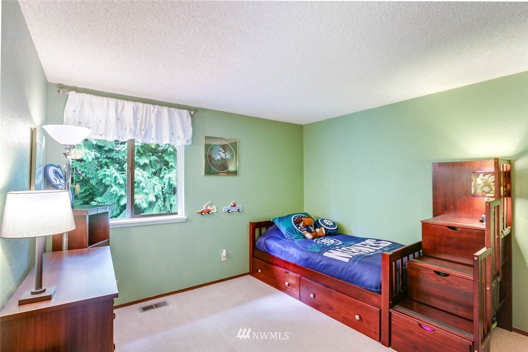 16821 163rd Place Southeast Renton, WA 98058 - Photo 14 of 24 Gallery Image 14