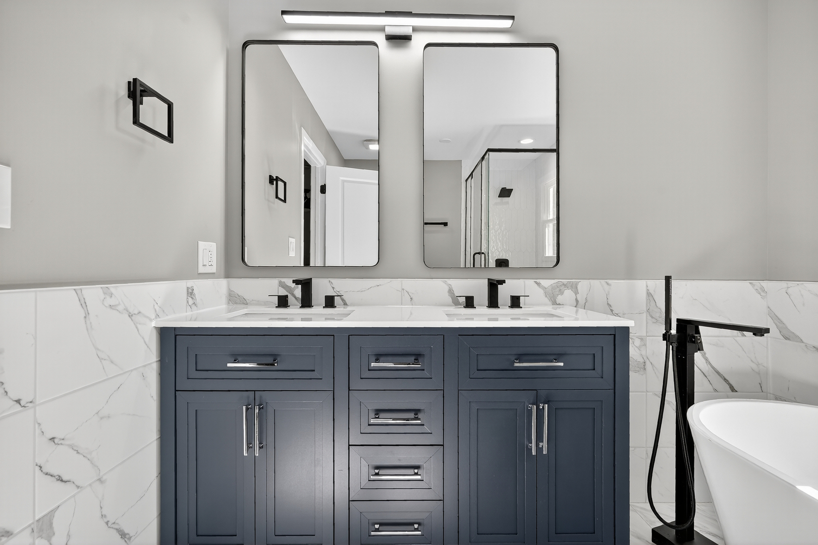 1245 Winaki Trail Algonquin, IL 60102 - Photo 26 of 39 a spacious bathroom with a double vanity sink and a mirror