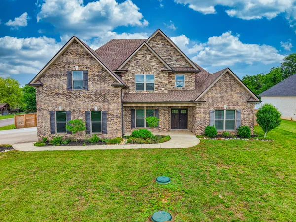 $599,900 | 1103 Escalade Court, Lascassas, TN 37085