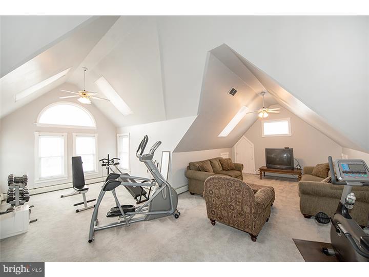2124 Wentz Church Road Lansdale, PA 19446 - Photo 13 of 22 Loft