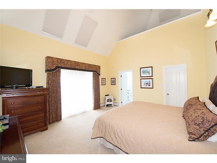 2124 Wentz Church Road Lansdale, PA 19446 - Photo 15 of 22 Master Bedroom