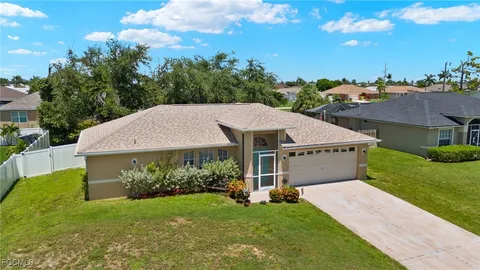 $312,500 | 4354 Southwest 20th Avenue, Cape Coral, FL 33914