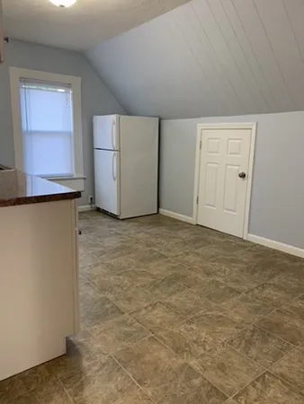 $1,550 | 81 School Street, Unit 4, Milford, MA 01757