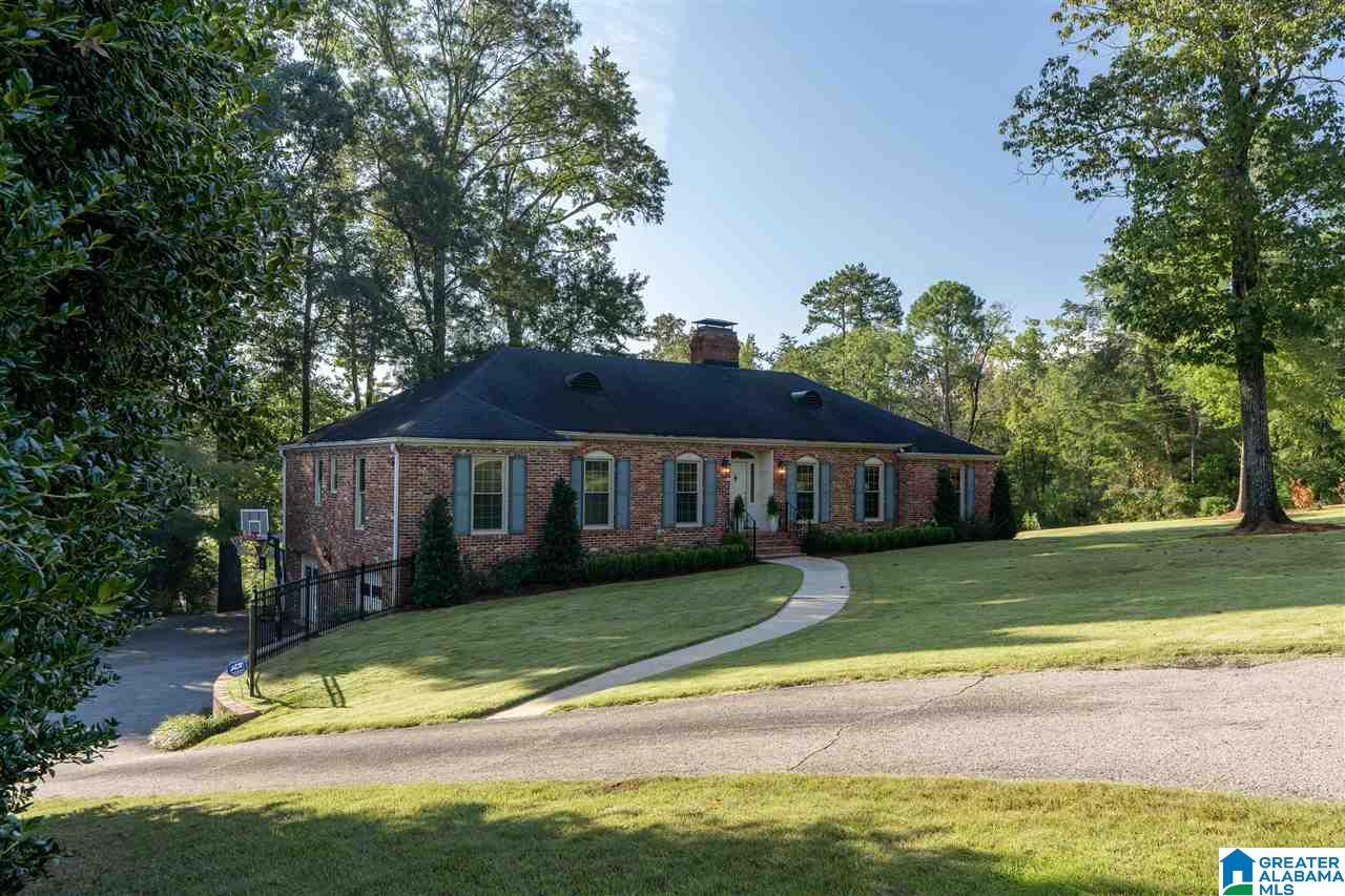 2901 Warrington Road Mountain Brook, AL 35223 - Photo 2 of 48