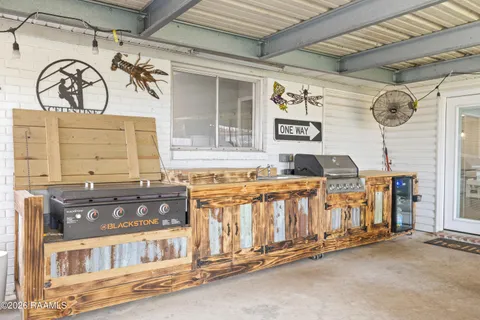 $340,000 | 132 Oakridge Street, Lafayette, LA 70506
