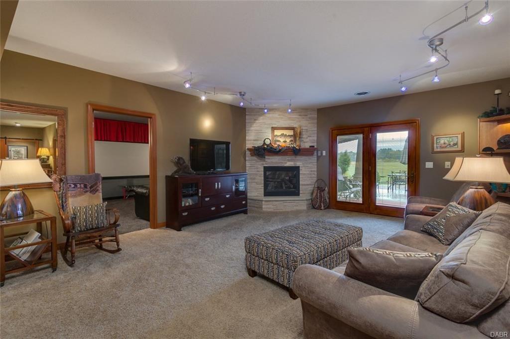 2250 South Greenlee Road Troy, OH 45373 - Photo 6 of 91