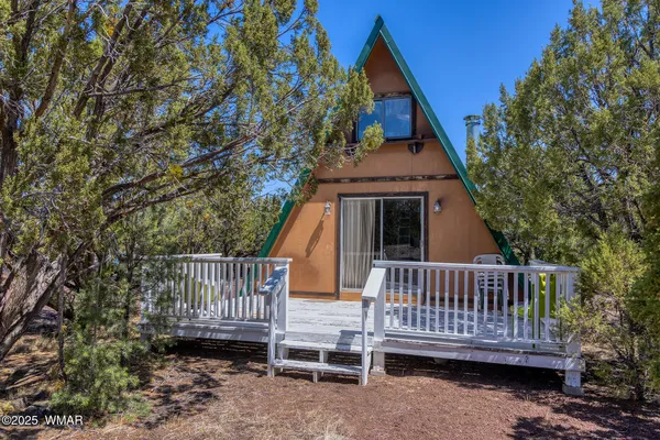 $190,000 | 87 North 3132nd, Vernon, AZ 85940