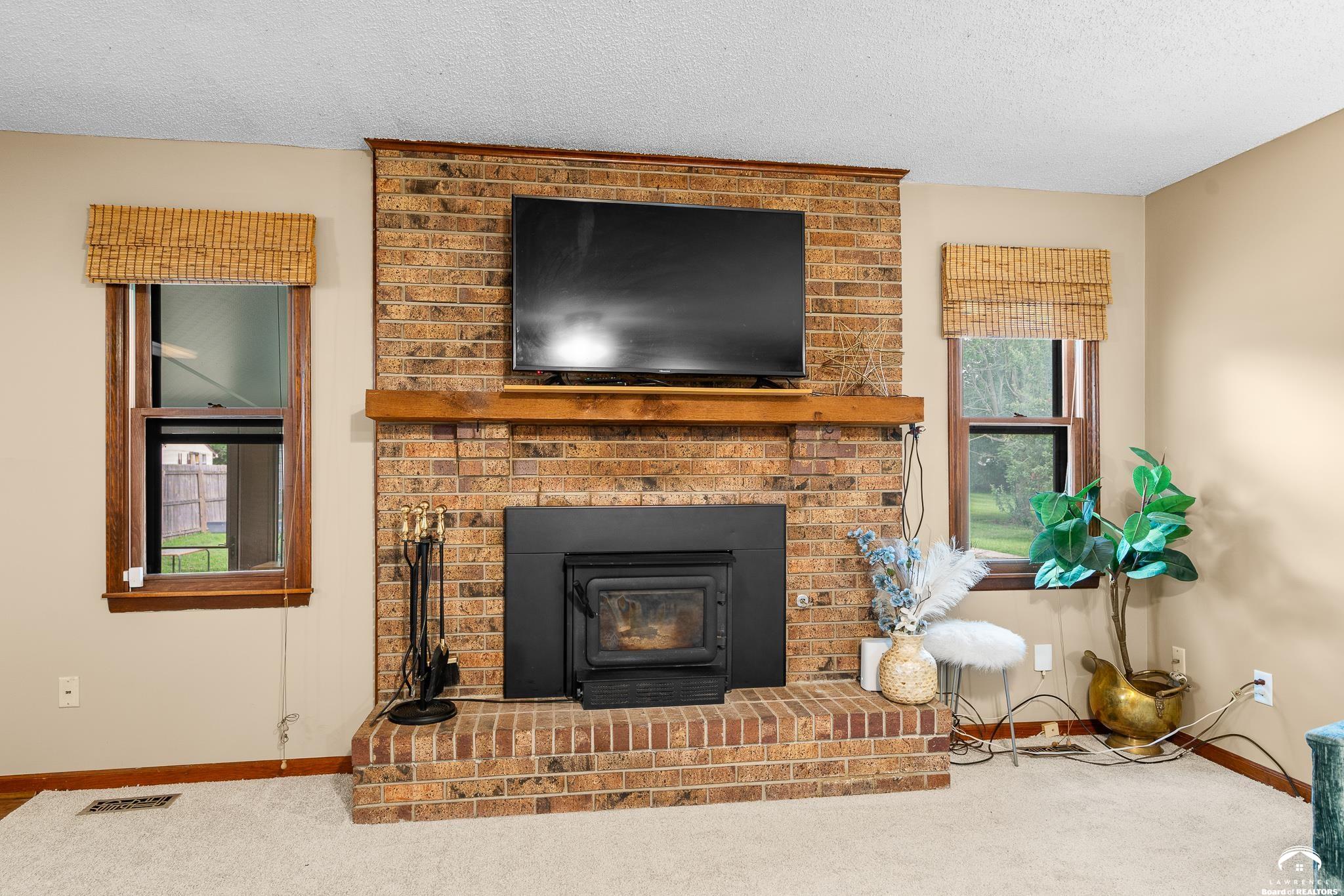 1701 East 24th Street Lawrence, KS 66046 - Photo 9 of 42