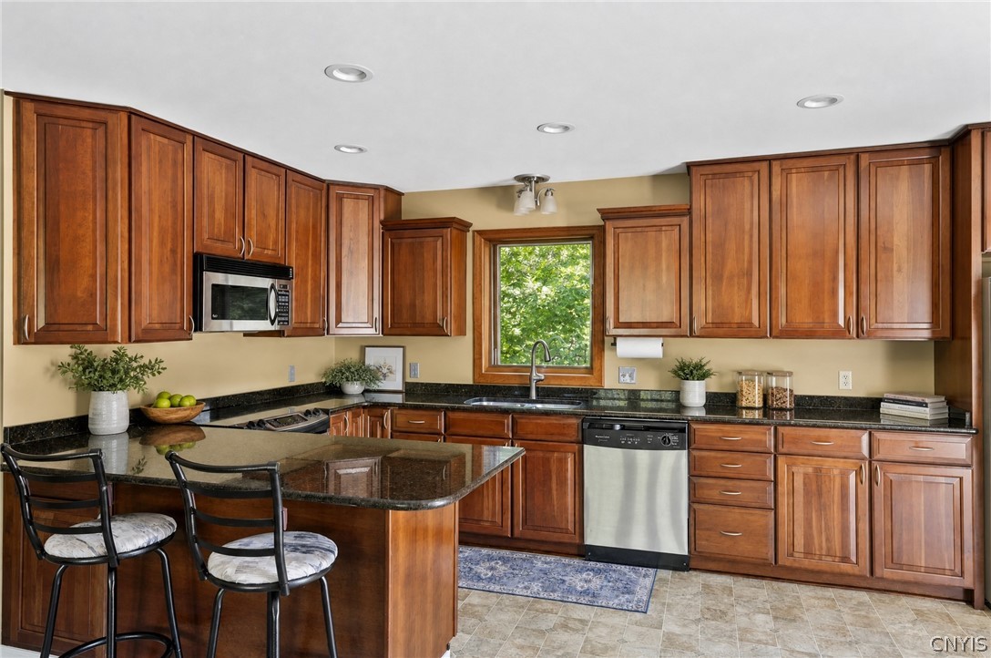 7315 Lewis Road Throop, NY 13021 - Photo 23 of 38 Beroom in In-law suite
