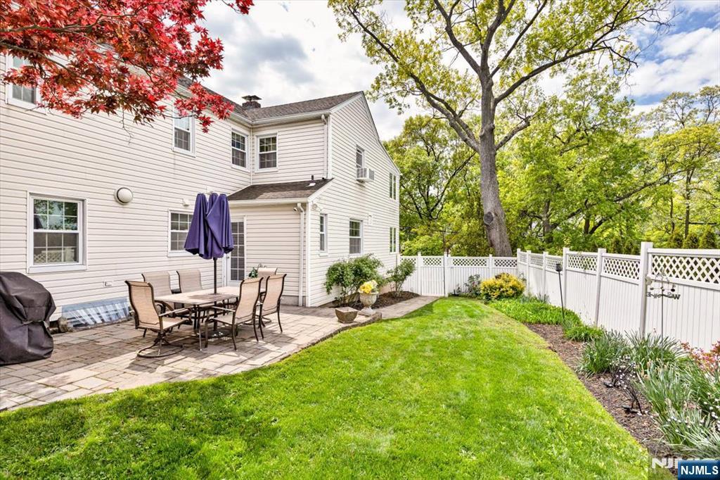 84 Raymond Avenue Rutherford, NJ 07070 - Photo 38 of 42