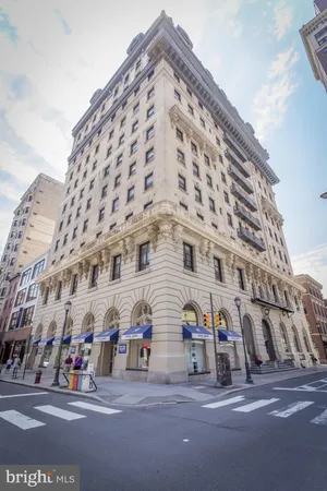 $1,110 | 201 South 13th Street, Unit 303, Philadelphia, PA 19107