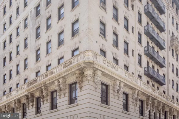 $1,110 | 201 South 13th Street, Unit 303, Philadelphia, PA 19107