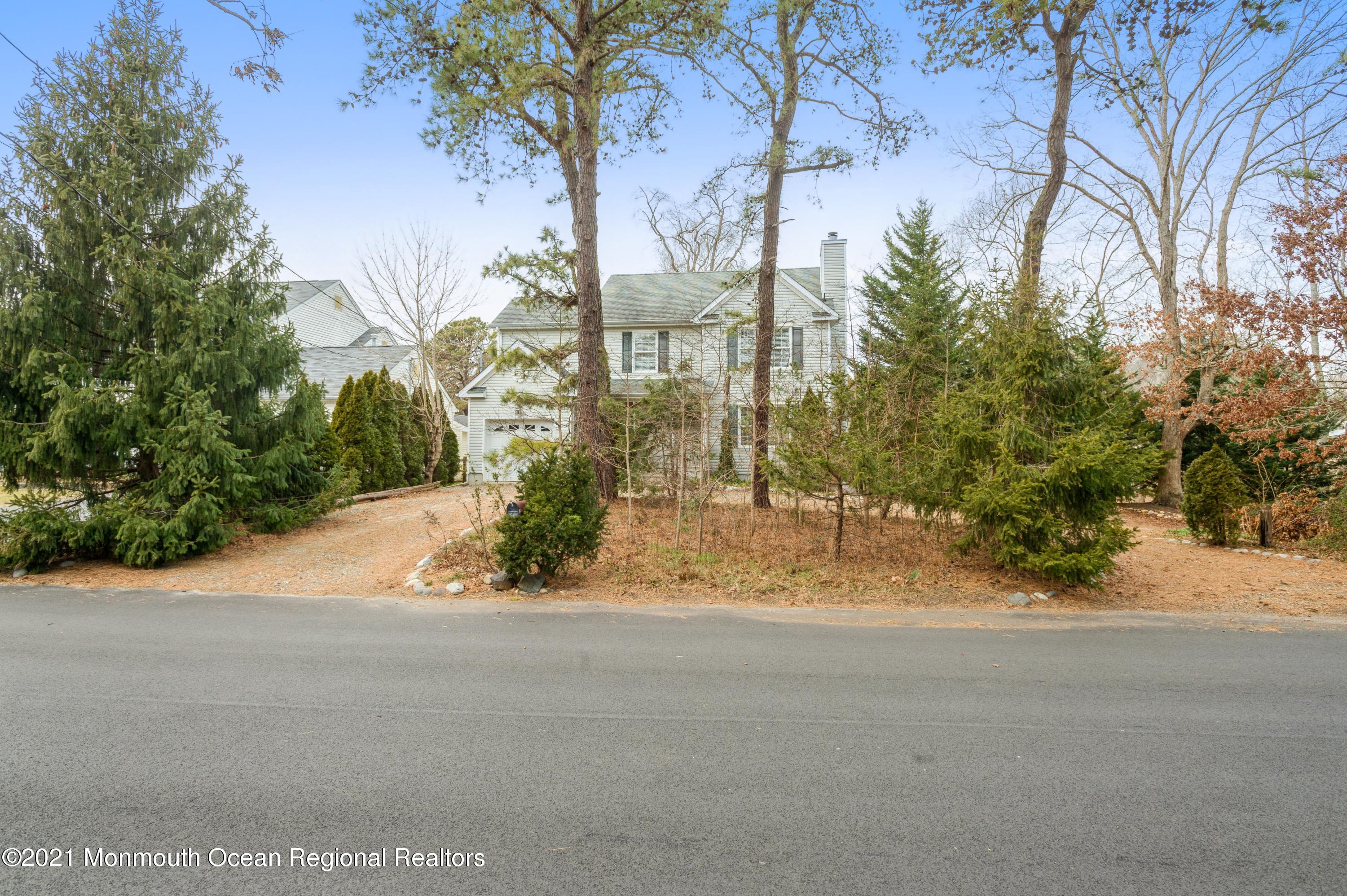 37 Beverly Beach Road Brick, NJ 08724 - Photo 3 of 14 03_37BeverlyBeachRd_571_FrontView_HiRes