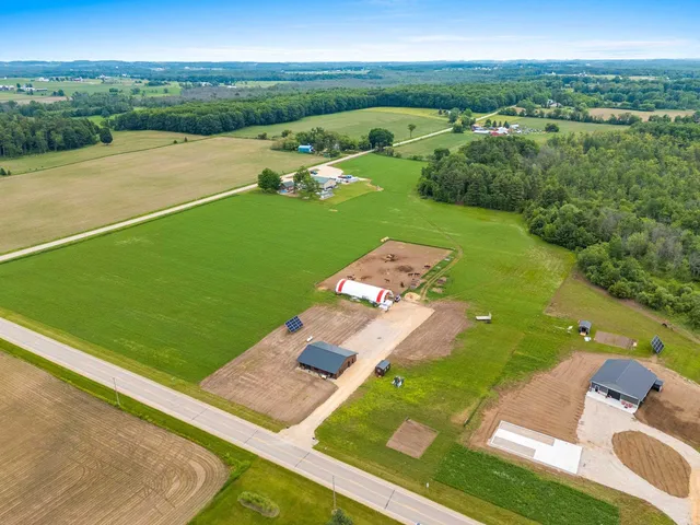 $399,900 | N3046 Cty K, Shawano, WI 54166