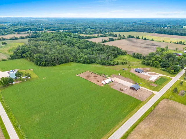 $399,900 | N3046 Cty K, Shawano, WI 54166