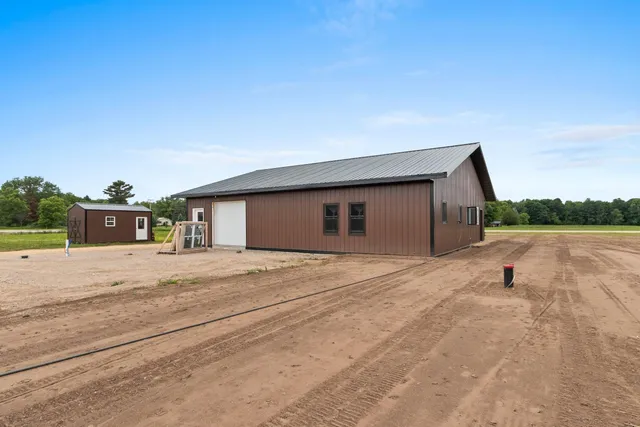 $399,900 | N3046 Cty K, Shawano, WI 54166