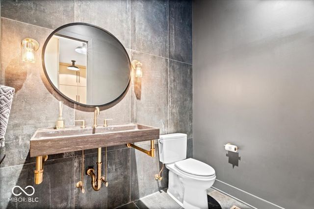 $2,150,000 | 631 1st Avenue Northwest, Carmel, IN 46032