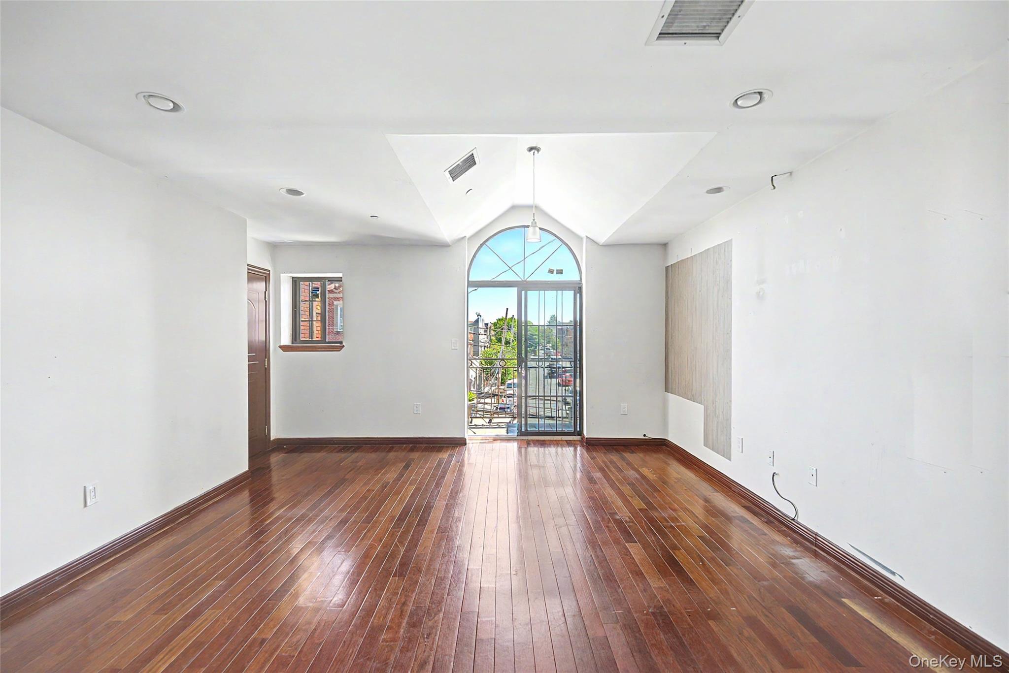 52-08 103rd Street Queens, NY 11368 - Photo 20 of 30