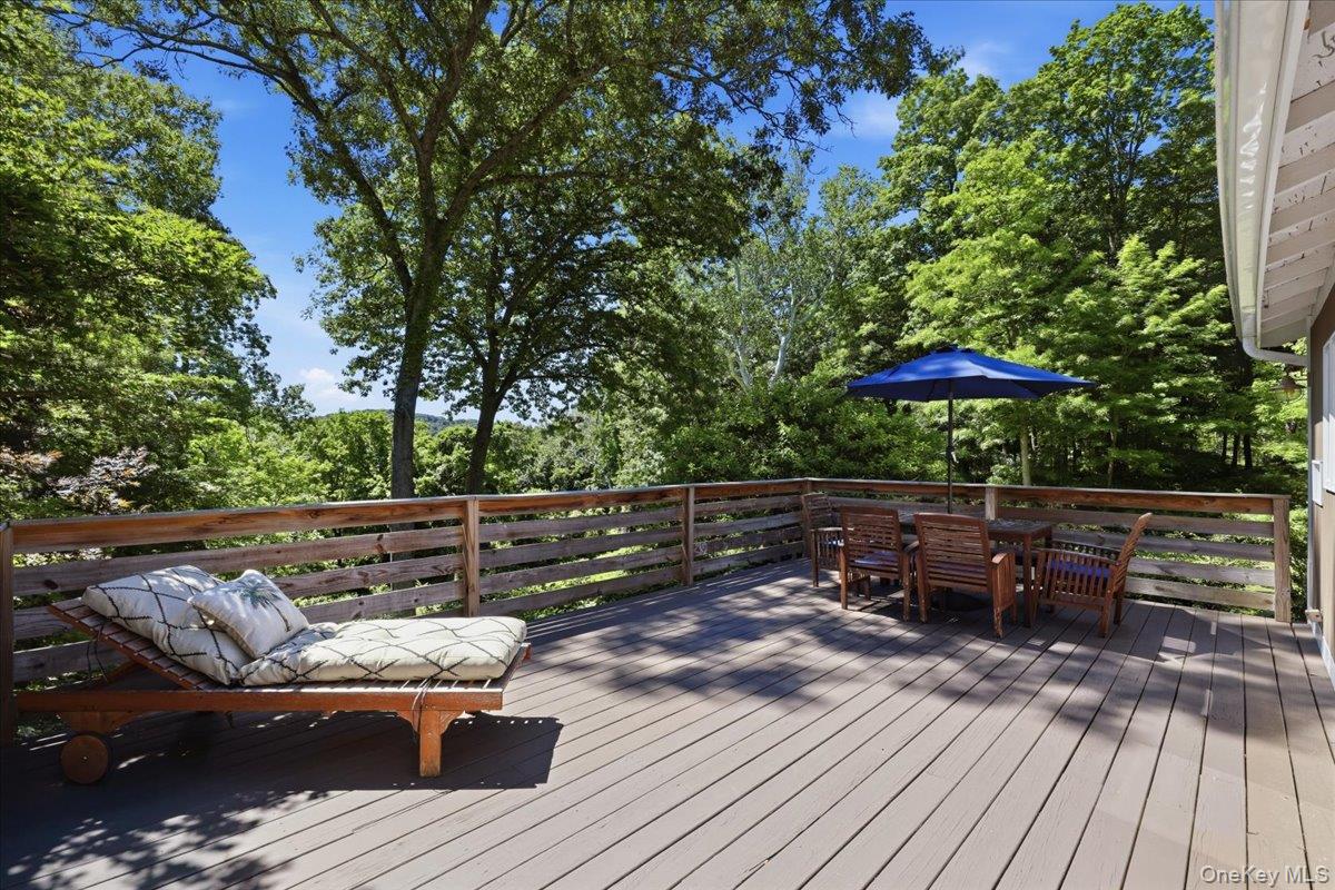 235 Boone Road Yorktown Heights, NY 10598 - Photo 28 of 35