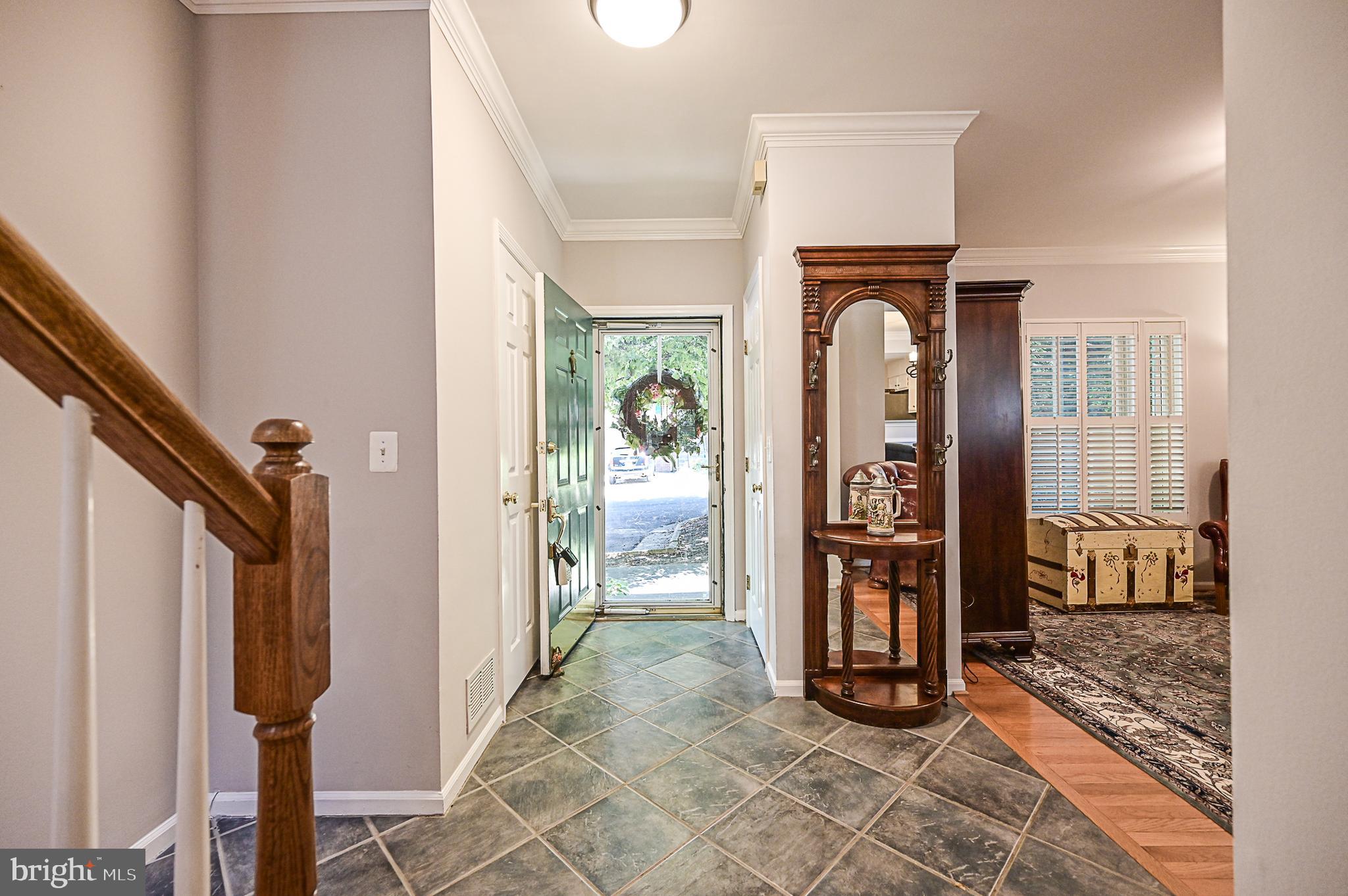 6489 Milva Lane Springfield, VA 22150 - Photo 4 of 42 Gallery Image 4
