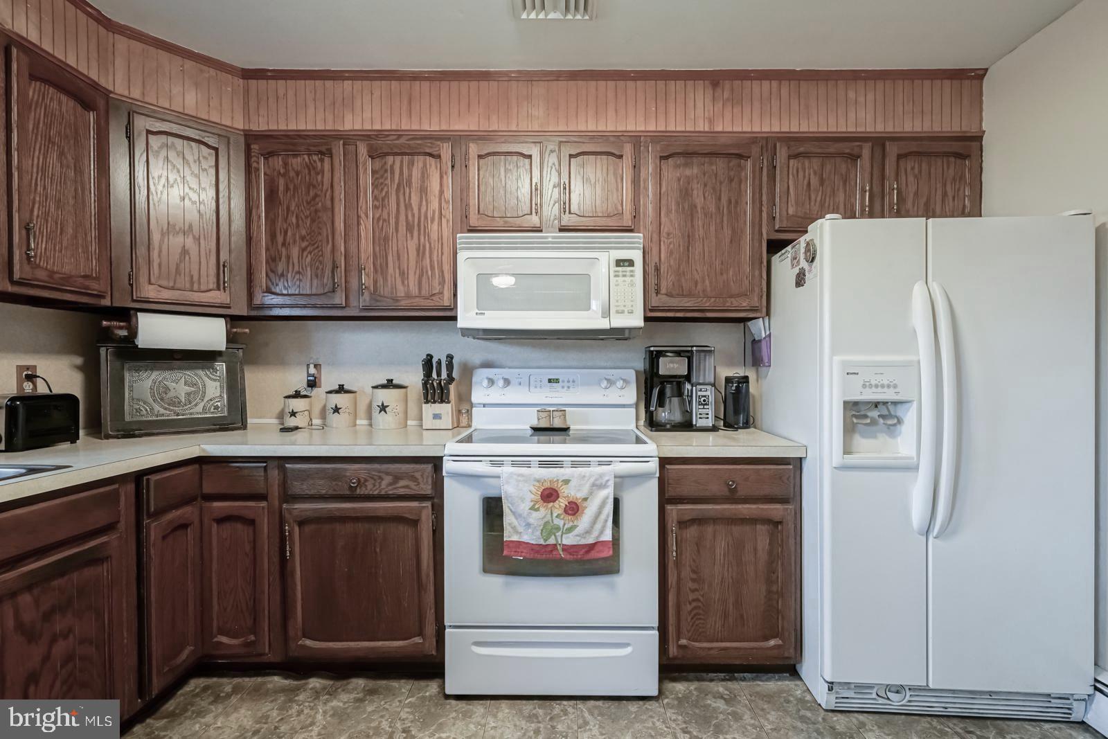 82 Georgia Road Pennsville, NJ 08070 - Photo 11 of 42 All Appliances Included!