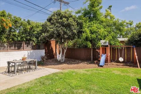 $1,295,000 | 1180 North Hoover Street, Los Angeles, CA 90029