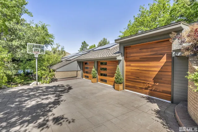 a view of a house with a garage