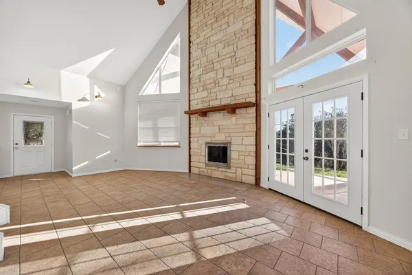 $675,000 | 6775 Silver Creek Azle Road, Azle, TX 76020