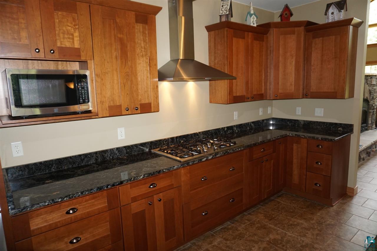 5528 Hudacek Road Superior, WI 54880 - Photo 11 of 48