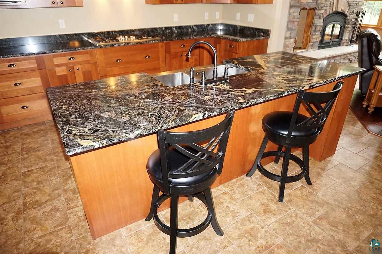 5528 Hudacek Road Superior, WI 54880 - Photo 13 of 48