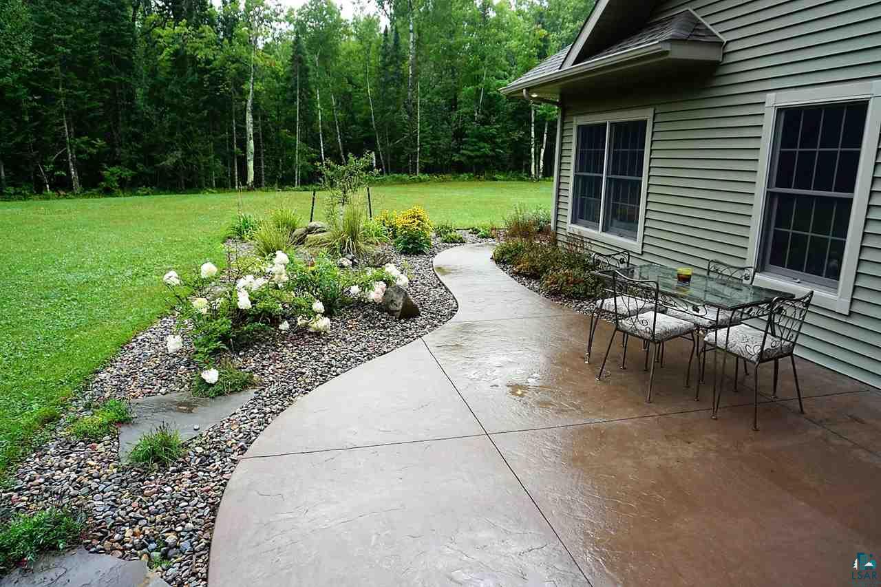5528 Hudacek Road Superior, WI 54880 - Photo 3 of 48