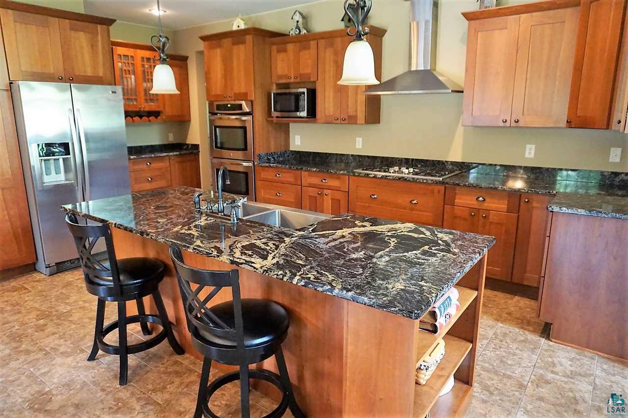5528 Hudacek Road Superior, WI 54880 - Photo 10 of 48