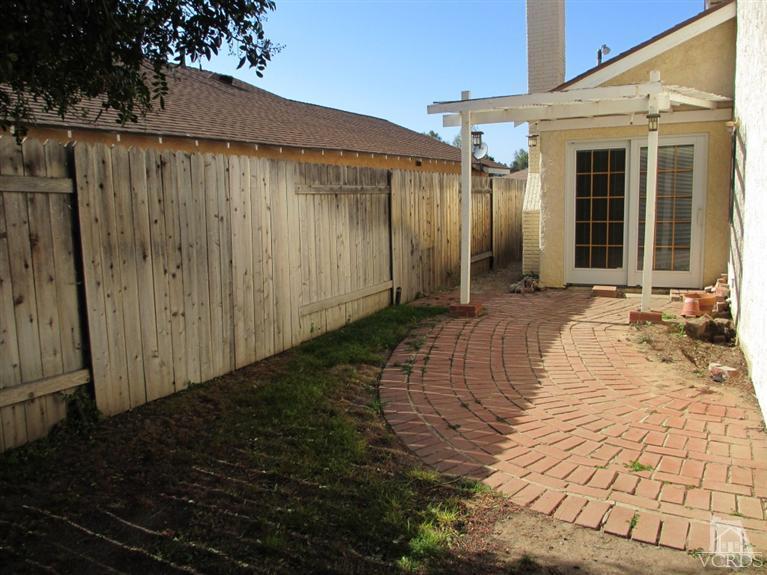 13556 East Quail Summit Road Moorpark, CA 93021 - Photo 8 of 8 a view of a backyard of the house