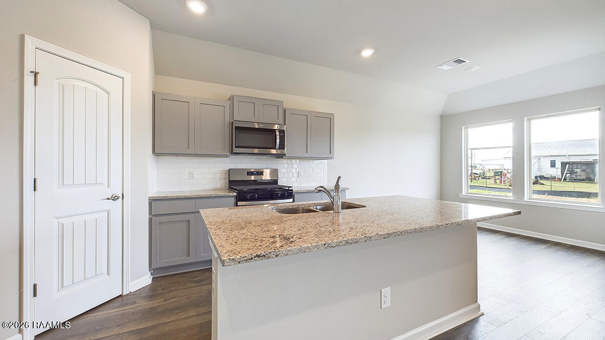 166 Colett Sunset, LA 70584 - Photo 3 of 29 X40 Bellvue - Grey -2