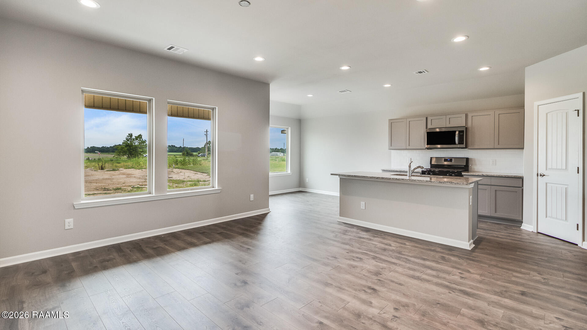 166 Colett Sunset, LA 70584 - Photo 5 of 29 X40 Bellvue - Grey -4