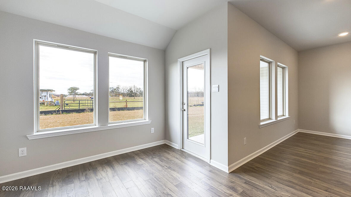 166 Colett Sunset, LA 70584 - Photo 9 of 29 X40 Bellvue - Grey -8