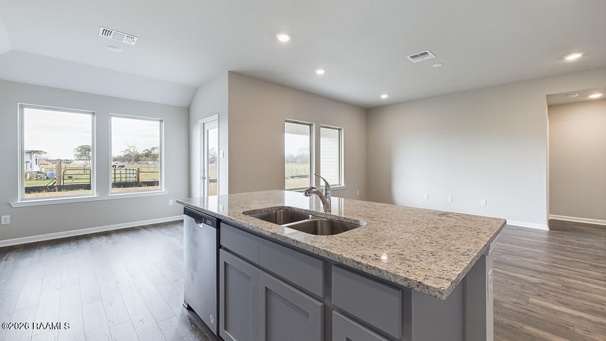 166 Colett Sunset, LA 70584 - Photo 10 of 29 X40 Bellvue - Grey -9