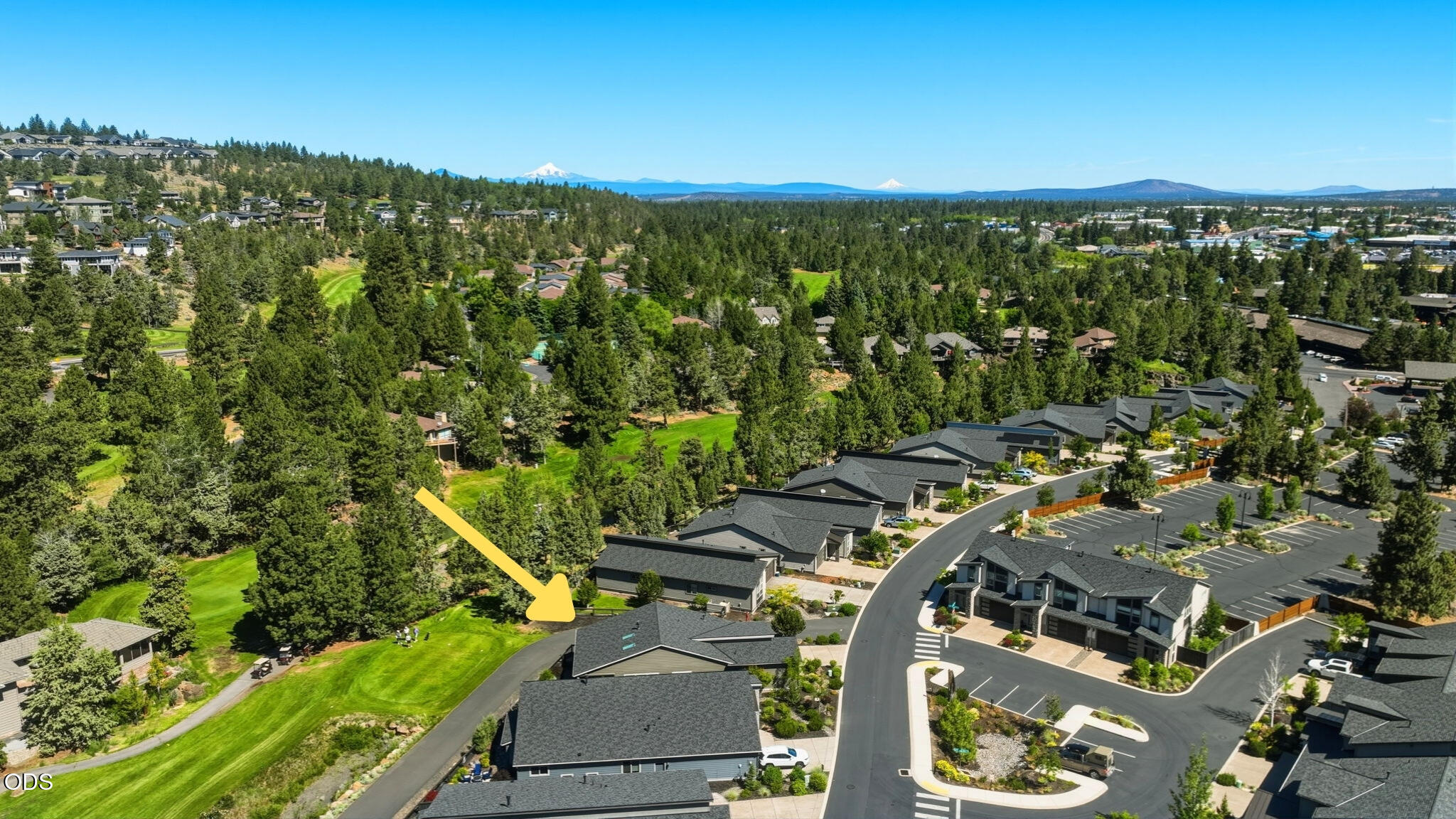 2627 Northwest Rippling River Court Bend, OR 97703 - Photo 2 of 48