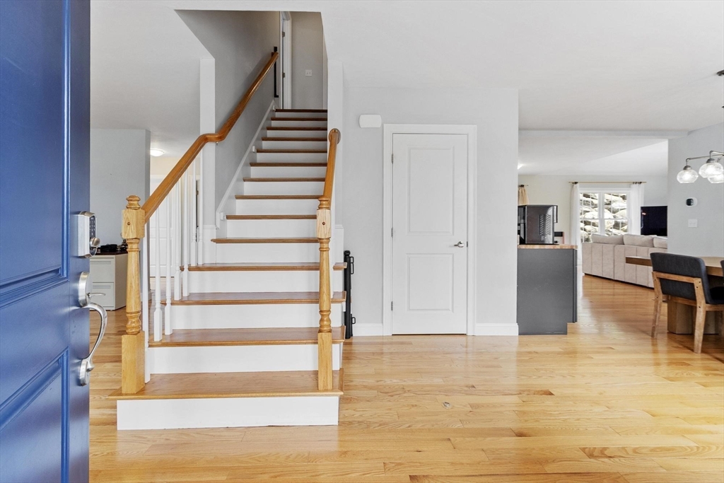 98 East Road Westminster, MA 01473 - Photo 4 of 42