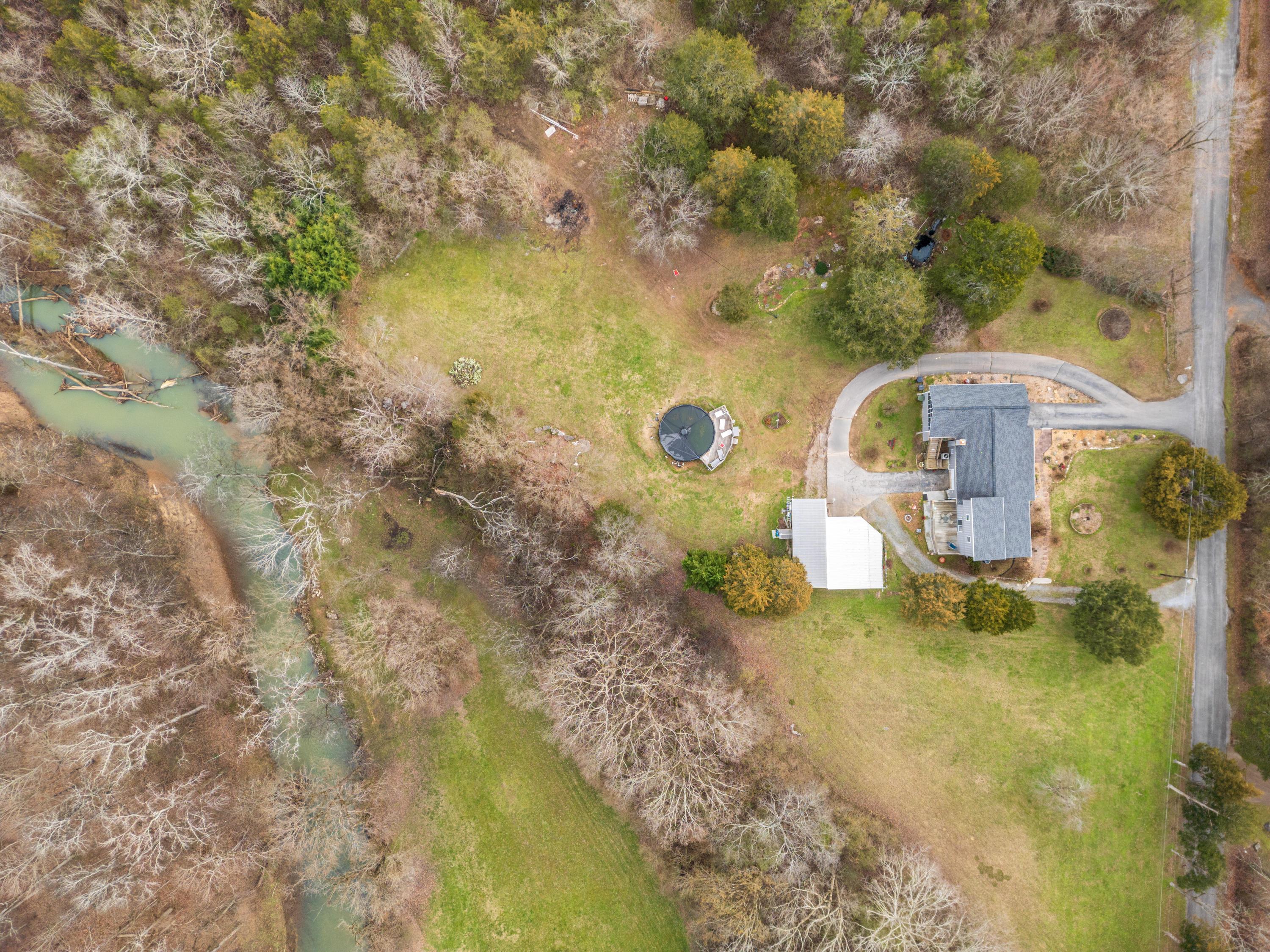 8337 Bell Mill Road Ooltewah, TN 37363 - Photo 29 of 36 2025_02_February_8337_Bell_Mill_Rd_0017