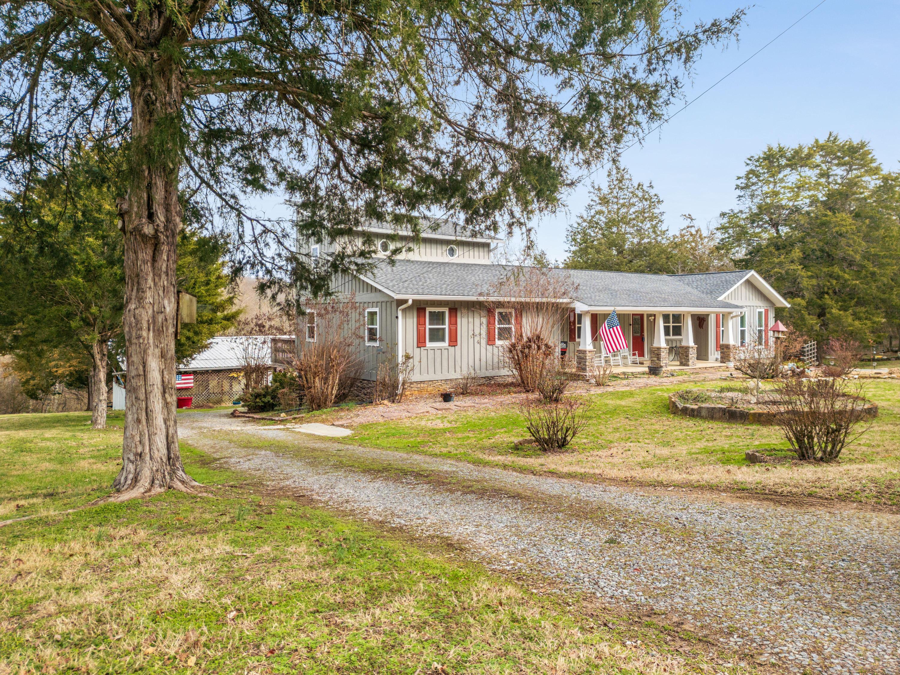 8337 Bell Mill Road Ooltewah, TN 37363 - Photo 34 of 36 2025_02_February_8337_Bell_Mill_Rd_0004