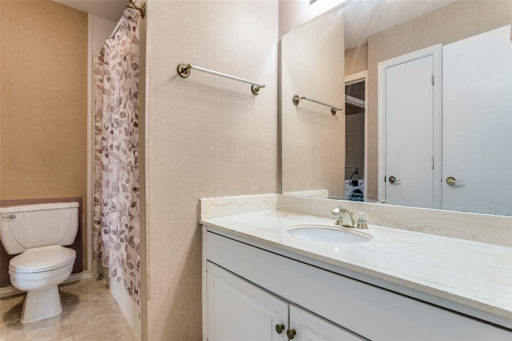 1255 Roaring Springs Road Fort Worth, TX 76114 - Photo 9 of 12
