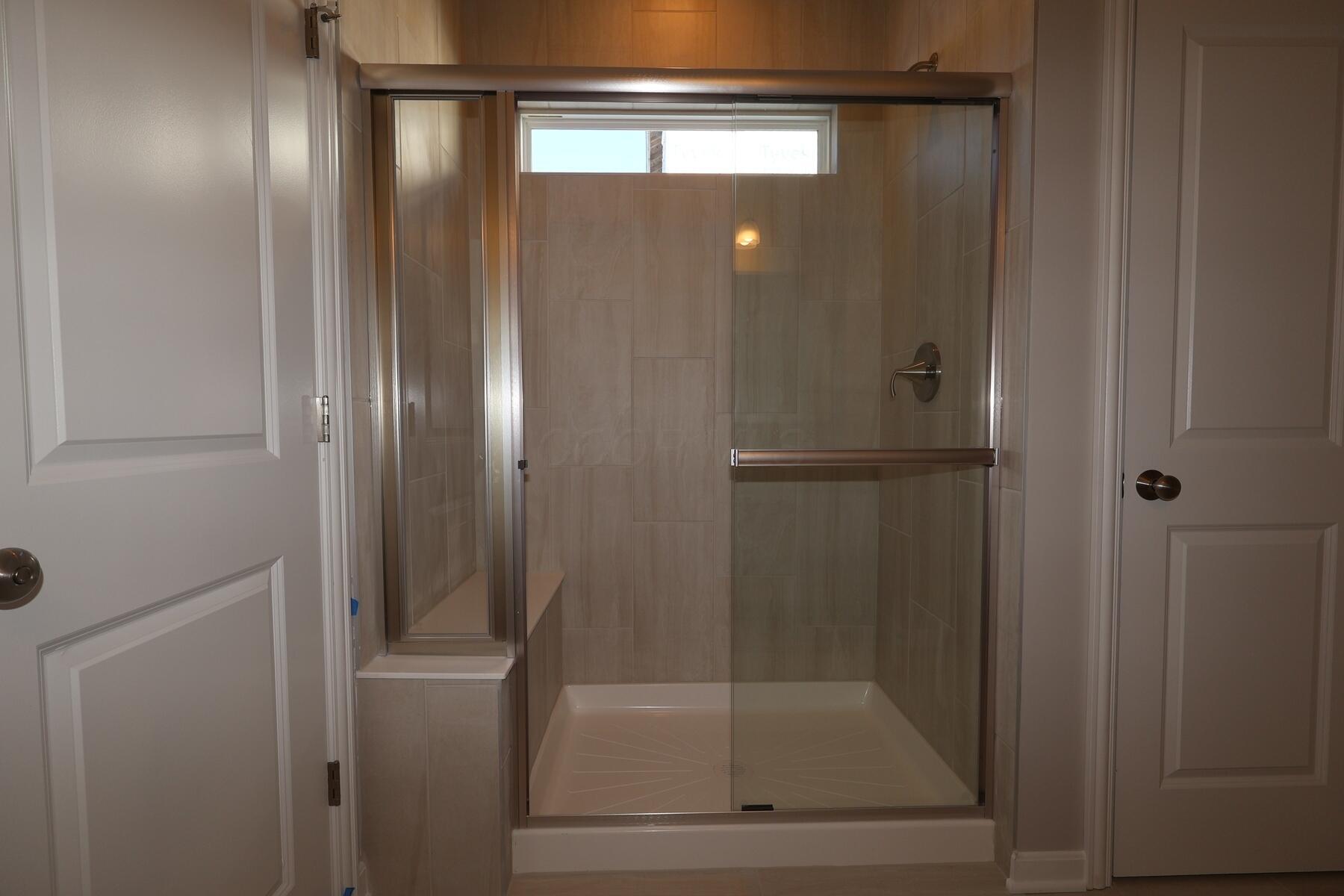 116 Ruby Road Pataskala, OH 43062 - Photo 15 of 22 Owner's Bathroom