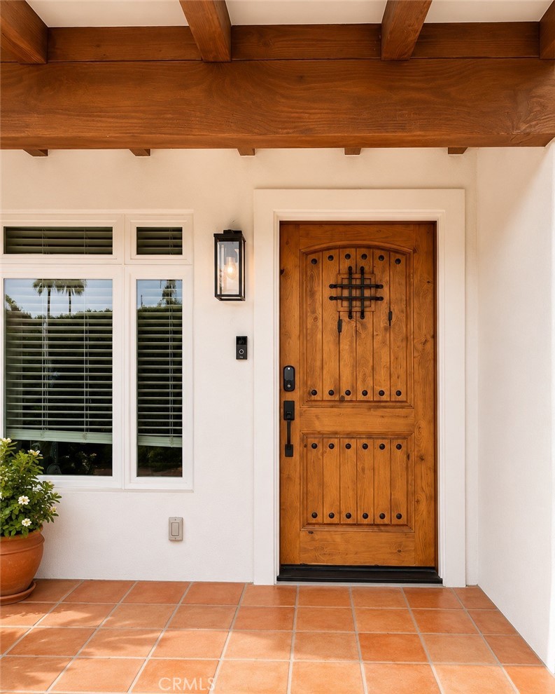 1274 South Muirfield Road Los Angeles, CA 90019 - Photo 4 of 16